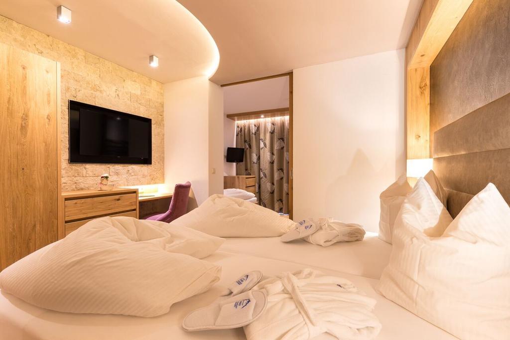 Hotel Panorama Ladis Room photo